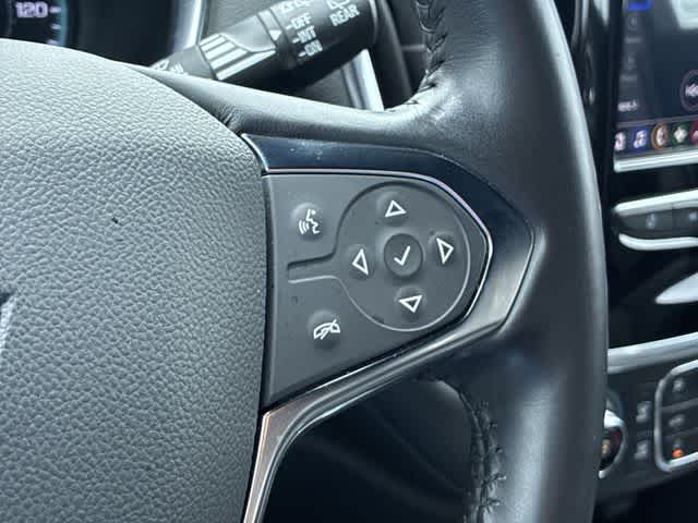 Thumbnail: 2022 Chevrolet Traverse - 25
