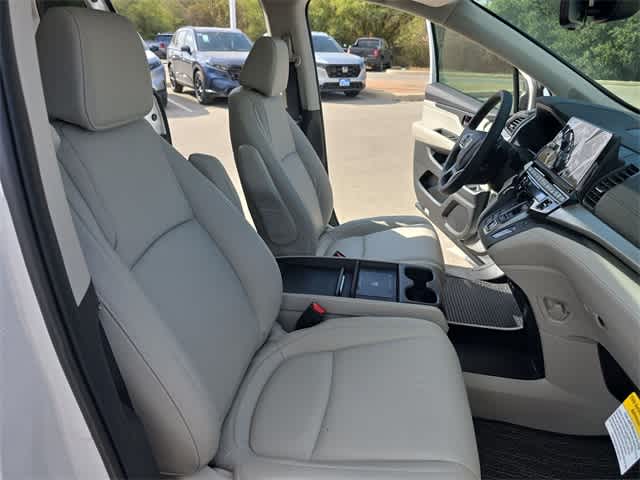 Thumbnail: 2026 Honda Odyssey - 24