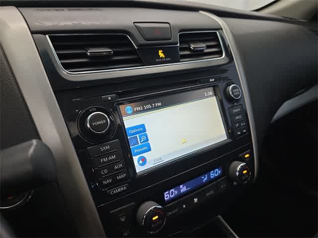 Thumbnail: 2015 Nissan Altima - 31