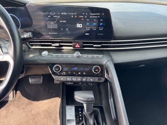 Thumbnail: 2023 Hyundai Elantra - 19
