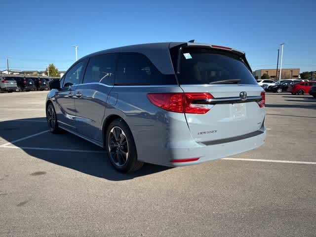 2023 Honda Odyssey Elite photo 3
