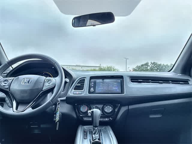 Thumbnail: 2022 Honda HR-V - 28