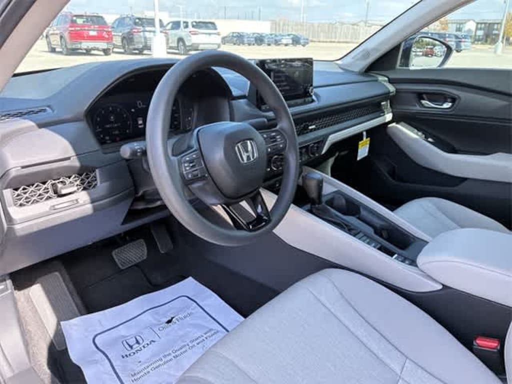 Used 2025 Honda Accord SE Sedan