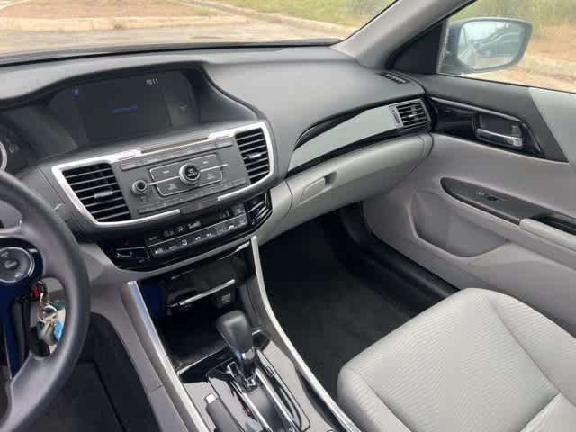 2017 Honda Accord LX 18