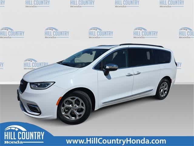 2023 Chrysler Pacifica Limited -
                  San Antonio, TX