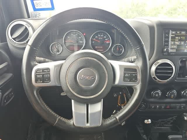 Thumbnail: 2016 Jeep Wrangler - 22