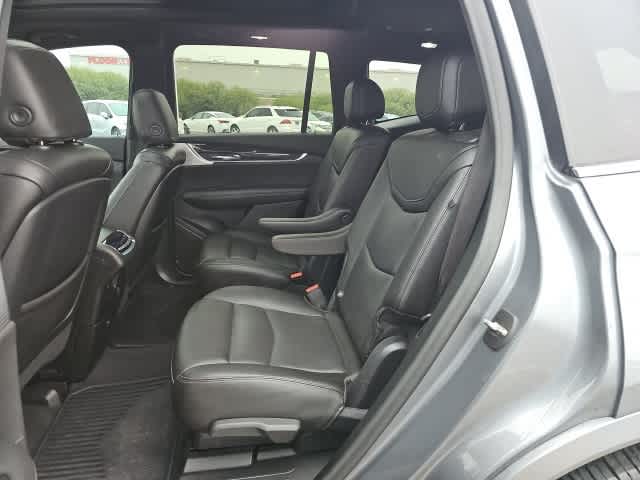 Thumbnail: 2021 Cadillac XT6 - 19