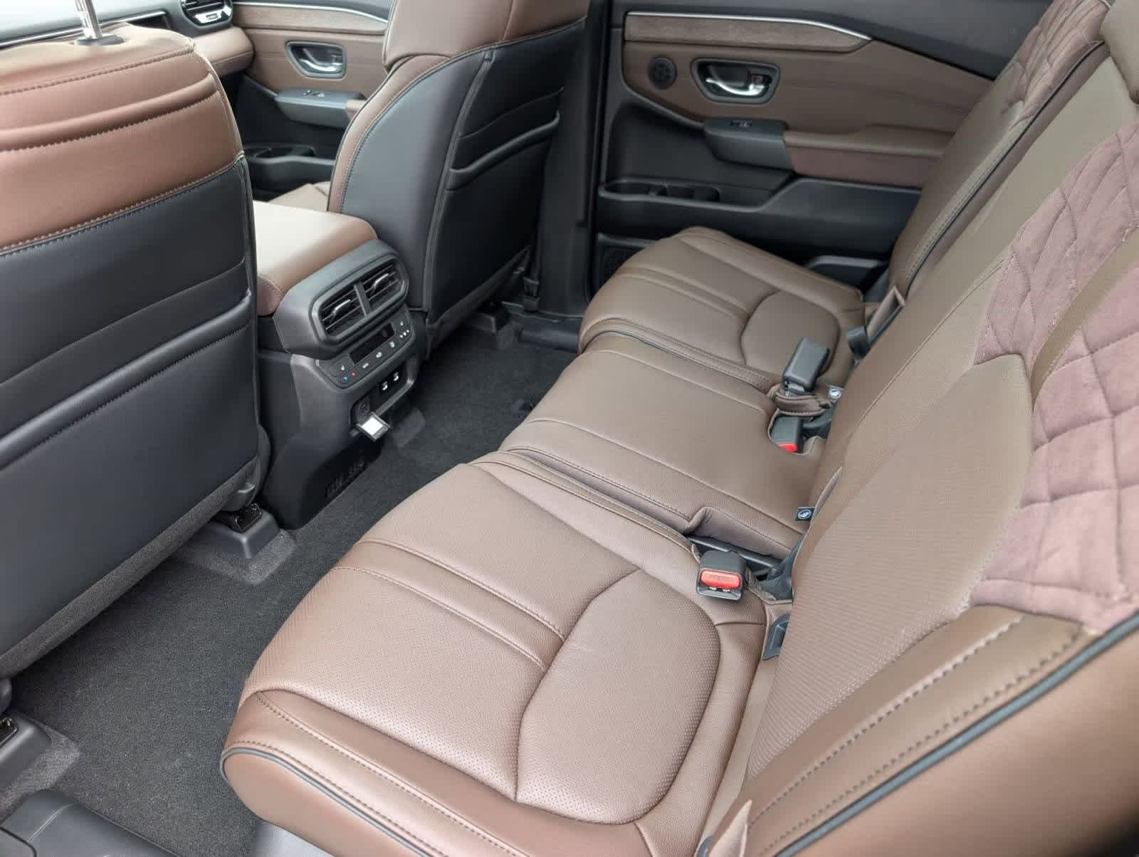 Thumbnail: 2026 Honda Pilot - 22