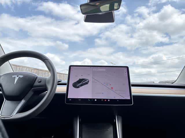 Thumbnail: 2020 Tesla Model 3 - 30