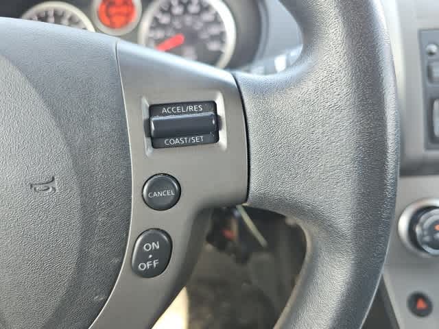 Thumbnail: 2012 Nissan Sentra - 17