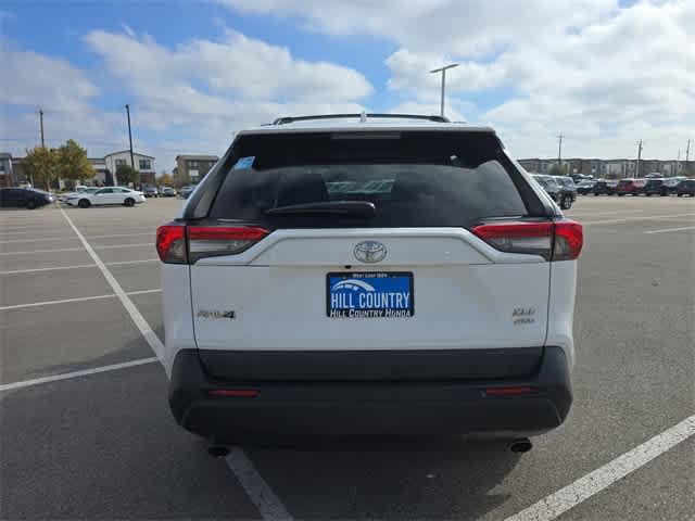 Thumbnail: 2021 Toyota RAV4 - 5