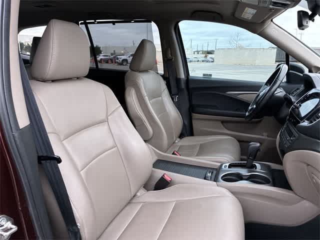 Thumbnail: 2019 Honda Pilot - 24