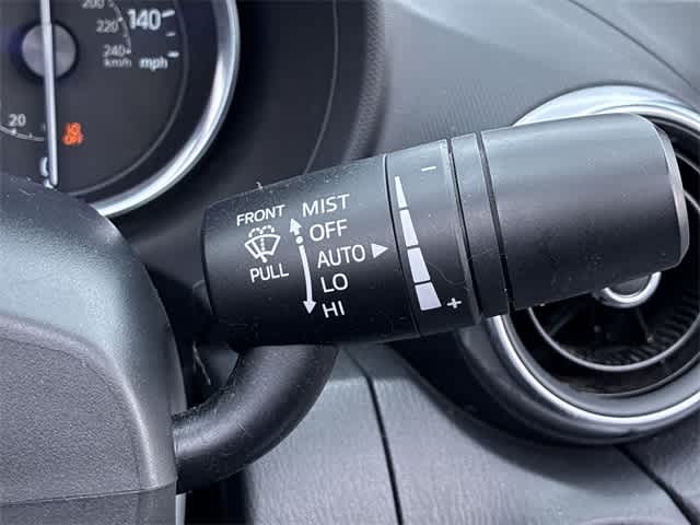 Thumbnail: 2018 Mazda MX-5 Miata - 25