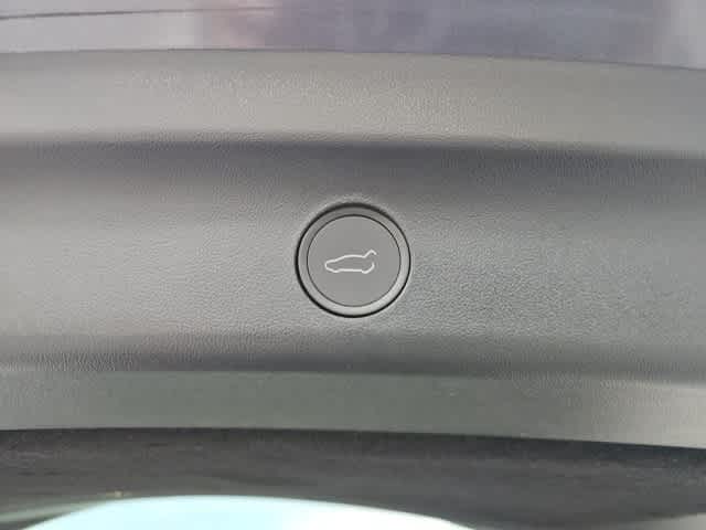 Thumbnail: 2023 Tesla Model Y - 17