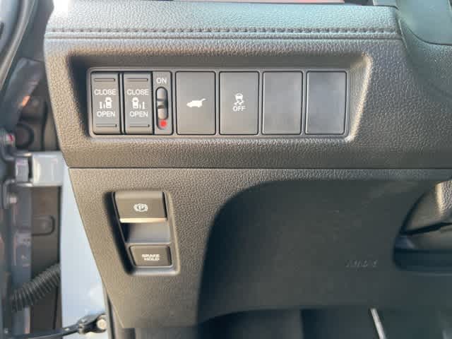 2025 Honda Odyssey Sport 10