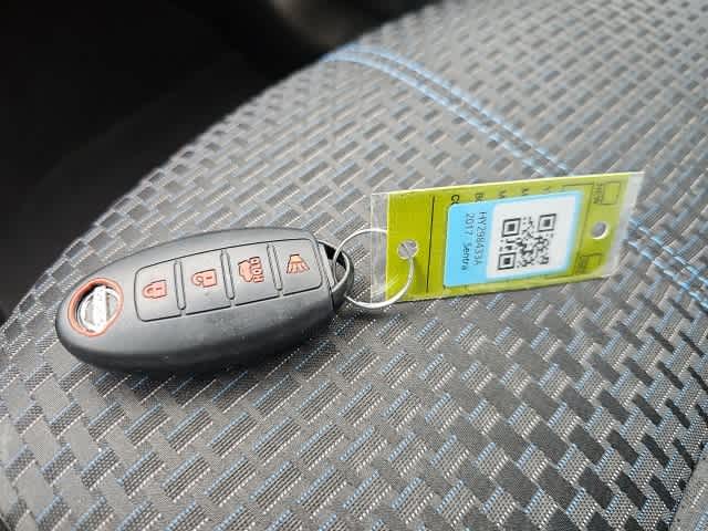 Thumbnail: 2017 Nissan Sentra - 24