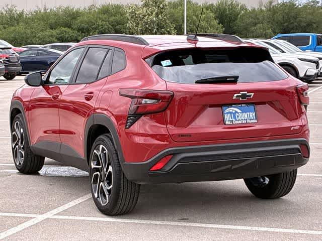 Thumbnail: 2026 Chevrolet Trax - 4
