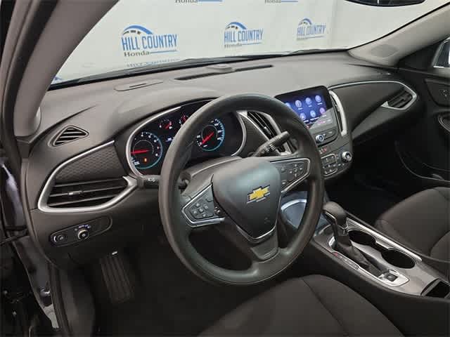 Thumbnail: 2023 Chevrolet Malibu - 2