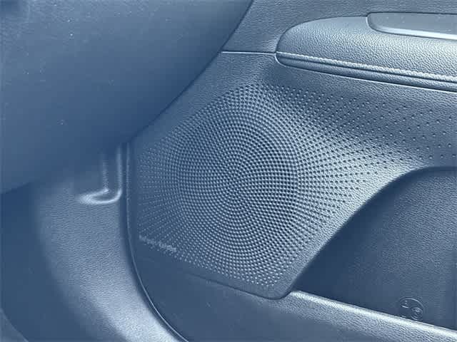 Thumbnail: 2023 Kia Forte - 33