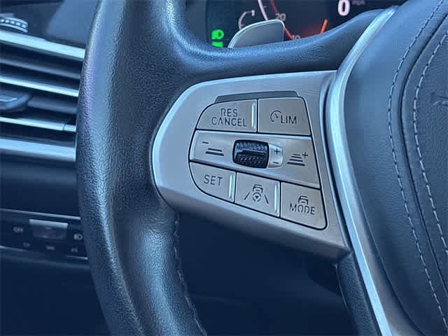 Thumbnail: 2021 BMW X7 - 26