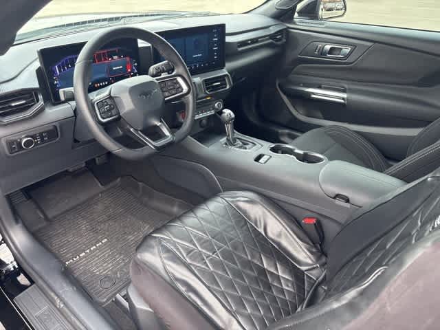 Thumbnail: 2025 Ford Mustang - 9