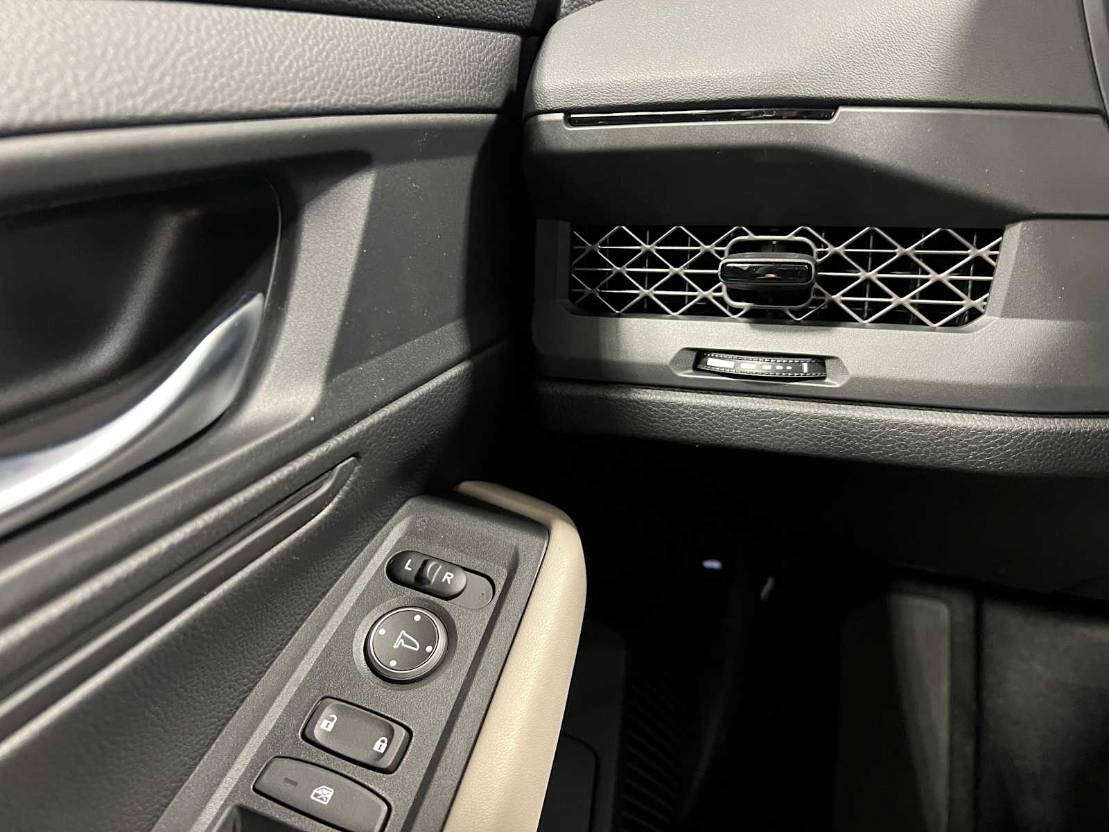 Thumbnail: 2025 Honda Accord - 20