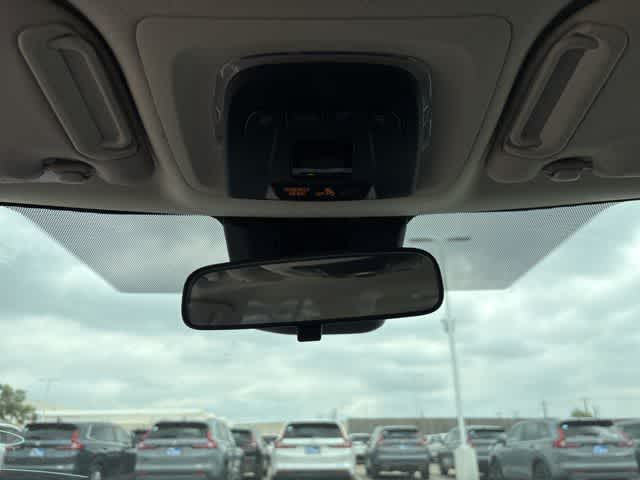 Thumbnail: 2023 Toyota Corolla - 22