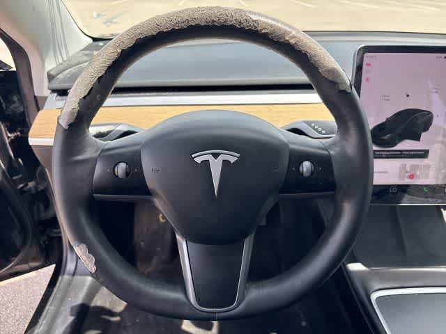 Thumbnail: 2021 Tesla Model 3 - 14