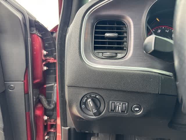 Thumbnail: 2018 Dodge Charger - 10