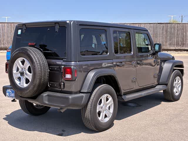 Thumbnail: 2022 Jeep Wrangler - 6