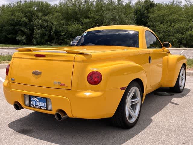 Thumbnail: 2003 Chevrolet SSR - 6