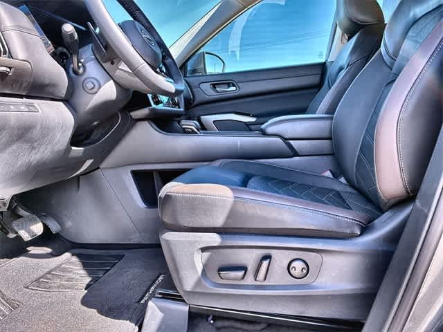 Thumbnail: 2025 Nissan Pathfinder - 18