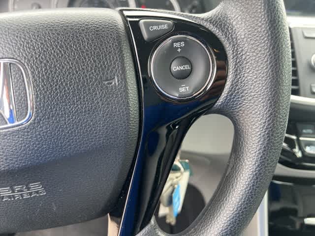 2017 Honda Accord LX 12