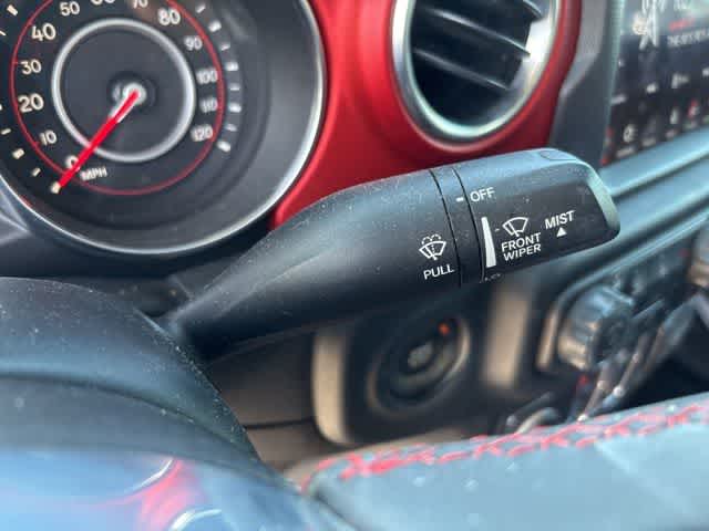 Thumbnail: 2019 Jeep Wrangler - 14