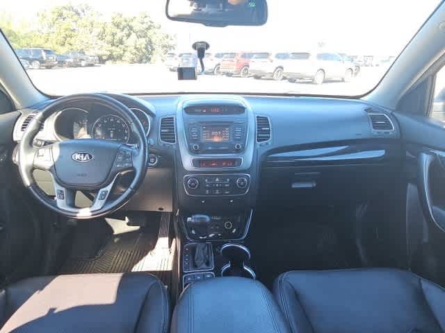 Thumbnail: 2015 Kia Sorento - 22