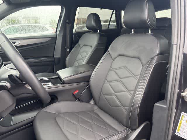 Thumbnail: 2024 Volkswagen Atlas - 21