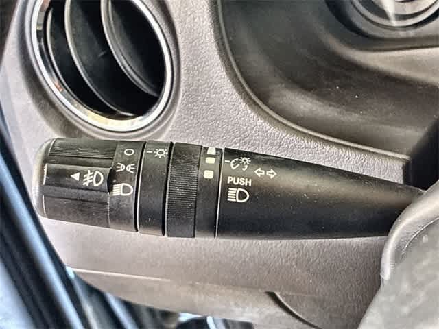 Thumbnail: 2013 Jeep Patriot - 27