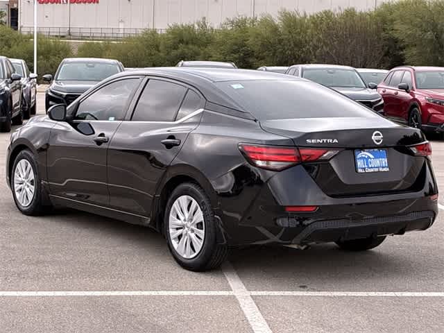 Thumbnail: 2021 Nissan Sentra - 4