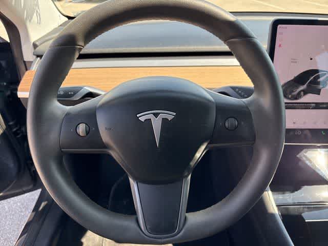 Thumbnail: 2020 Tesla Model 3 - 14