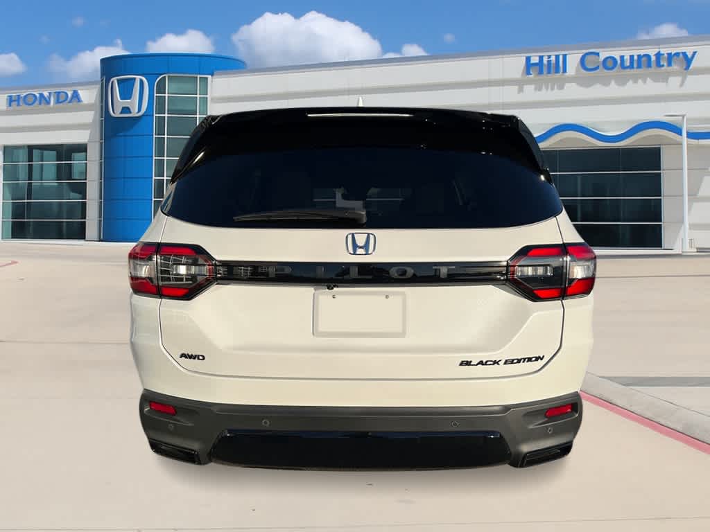 Thumbnail: 2026 Honda Pilot - 4