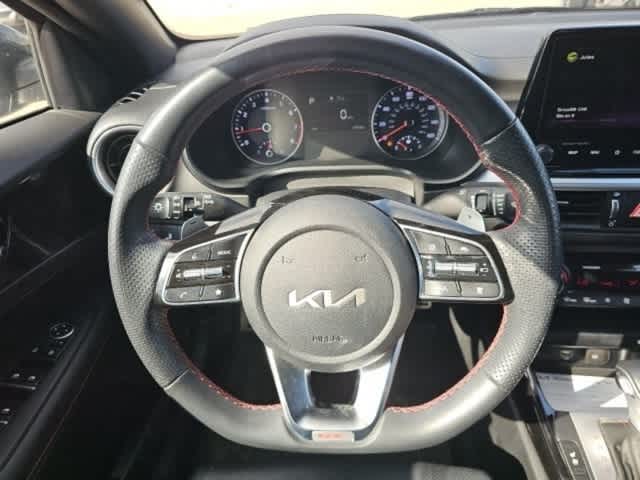 Thumbnail: 2022 Kia Forte - 15