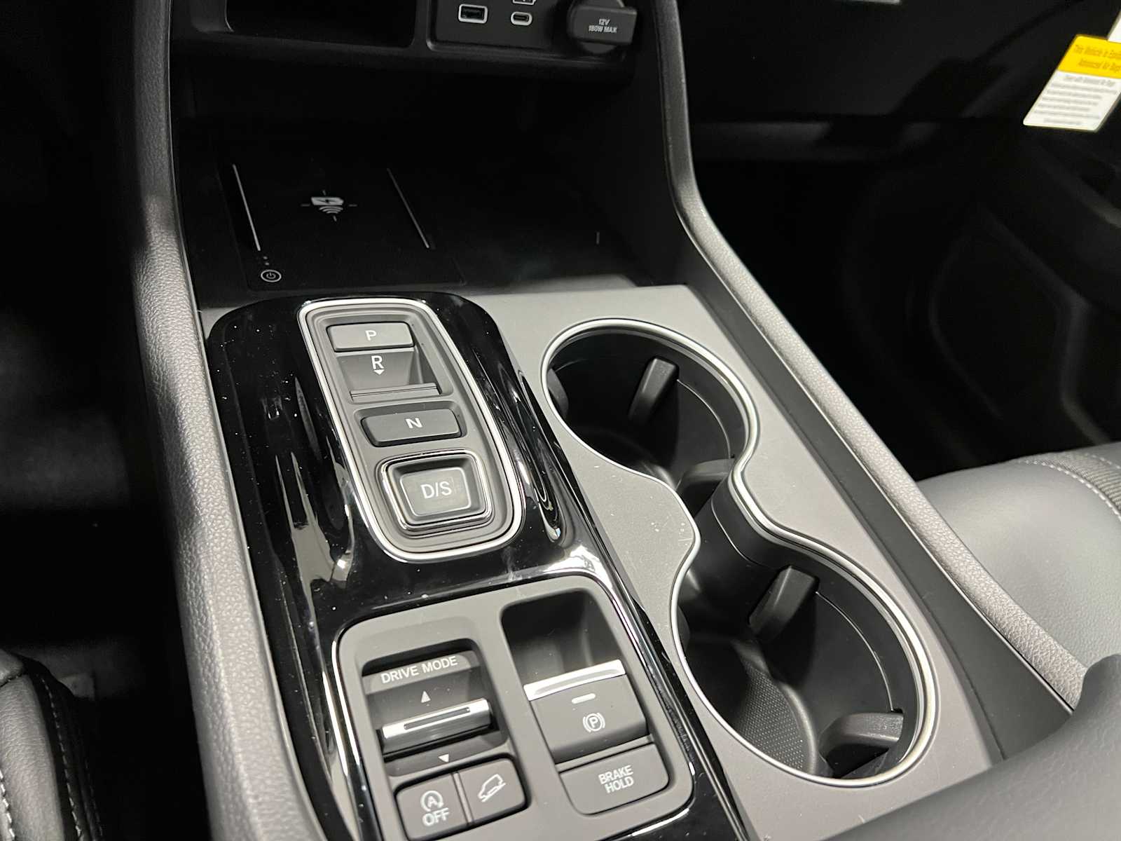 Thumbnail: 2025 Honda Pilot - 25