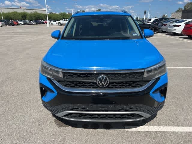 Thumbnail: 2022 Volkswagen Taos - 8