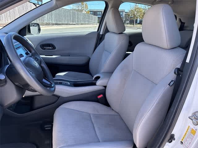 Thumbnail: 2017 Honda HR-V - 17