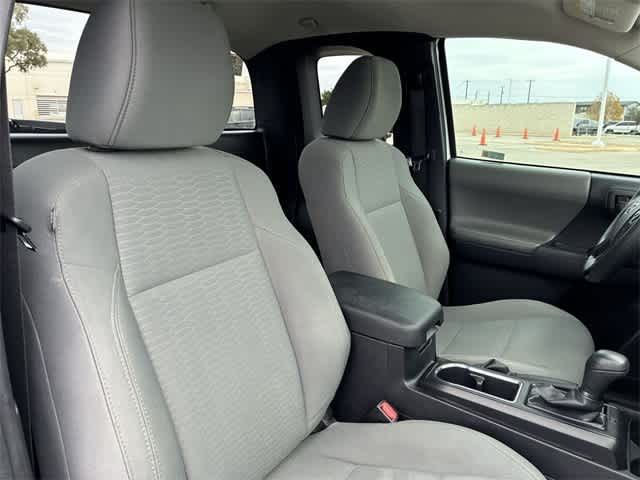 Thumbnail: 2019 Toyota Tacoma - 20