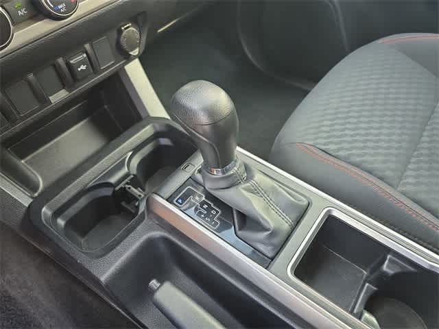 Thumbnail: 2023 Toyota Tacoma - 33