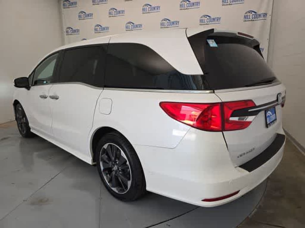 Certified 2024 Honda Odyssey Elite Van