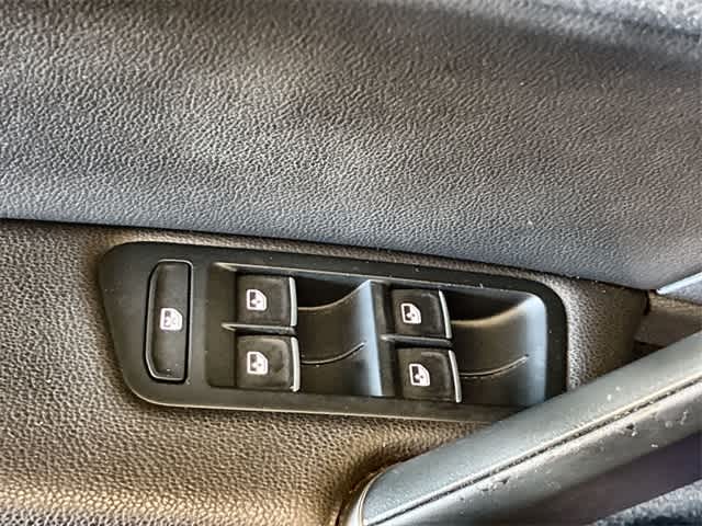 Thumbnail: 2019 Volkswagen Golf - 38