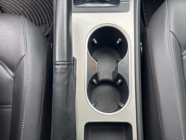 Thumbnail: 2022 Volkswagen Passat - 16