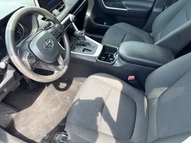 Thumbnail: 2024 Toyota RAV4 - 9